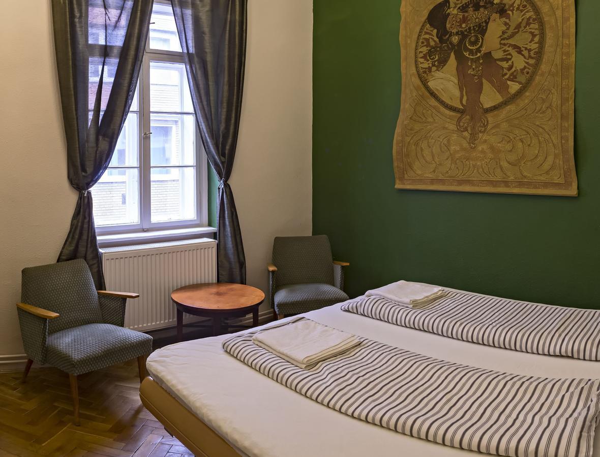 Santico Art Hotel And Hostel Budapest Exterior foto
